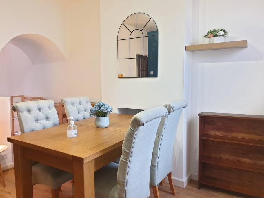 City Townhouse Close To Cafes And Restaurants Νόργουιτς Εξωτερικό φωτογραφία